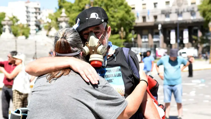 Incidentes frente al Congreso por la Reforma Laboral.