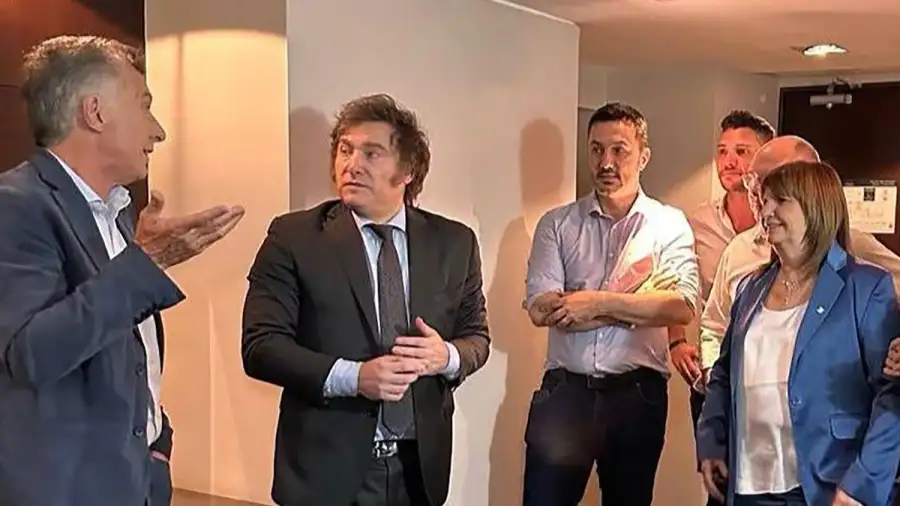 Macri y Milei