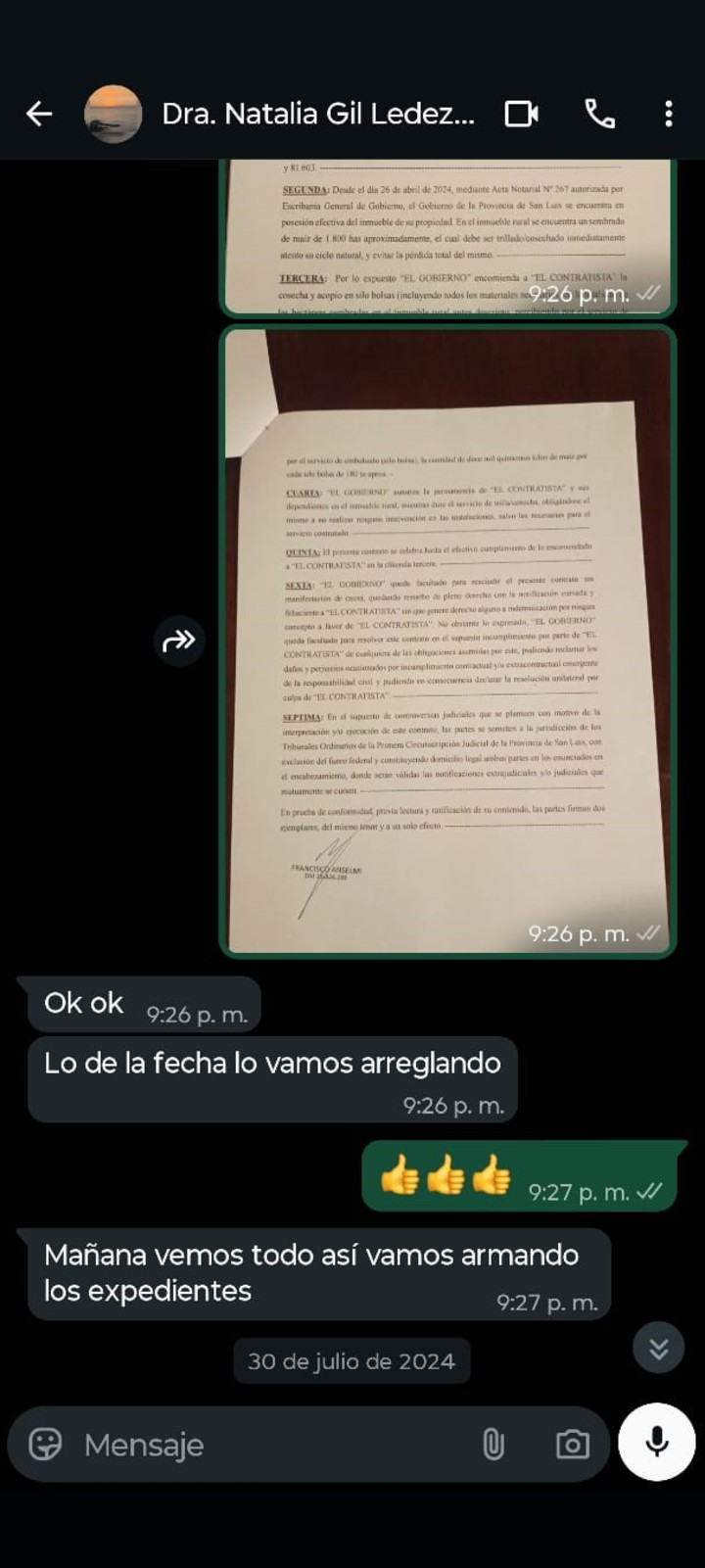 Los chats sobre la cosecha en el campo "El Caburé" de San Luis que generaron un escándalo político.