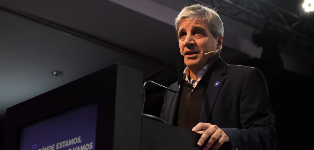 “No nos dejemos psicotear”: la fuerte definición de Caputo sobre la economía y el dólar - e
