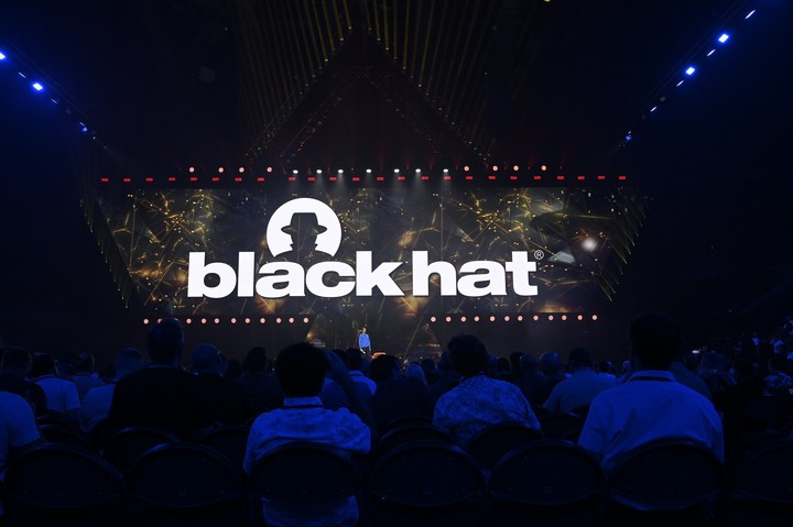 Black Hat USA 2024: Jeff Moss y Moxie Marlinspike, fundador de Signal, compartieron escenario. Foto: Prensa Black Hat