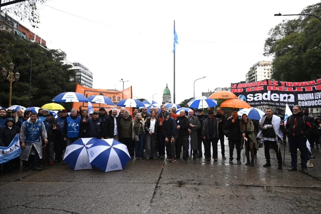 El FreSU convocó a profundizar la movilización contra las políticas de ajuste durante la marcha al Congreso en defensa de la soberanía