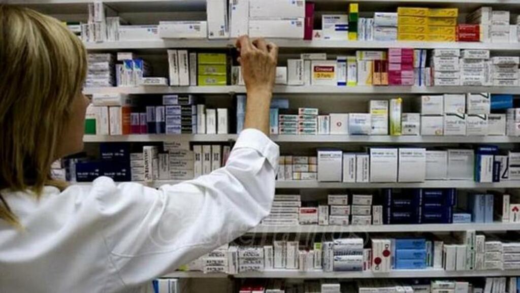 Cavalieri destacó que el profesional farmacéutico brinda “orientación y promueve el uso seguro de los medicamentos”.