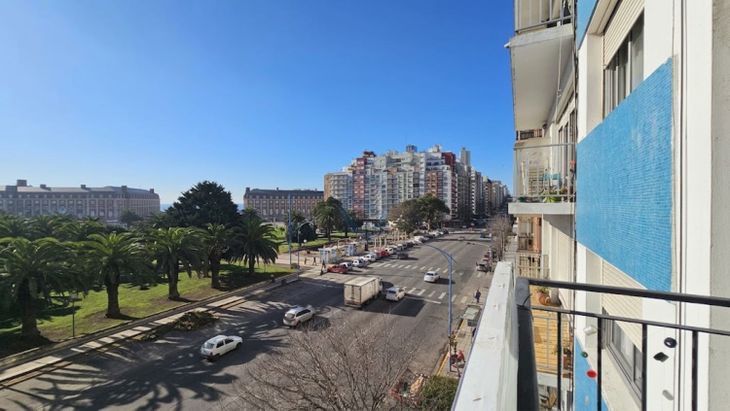 La Avenida Colón y cercanías, áreas muy buscadas por los turistas que eligen Mar del Plata para veranear o ir a descansar unos días La Avenida Colón y cercanías, áreas muy buscadas por los turistas que eligen Mar del Plata para veranear o ir a descansar unos días