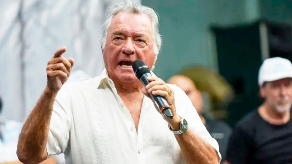 Caputo, Luis Barrionuevo