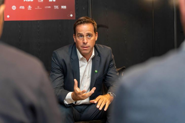 Martín Zuppi, durante la rueda de prensa con periodistas. 