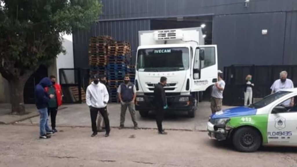 Camioneros, bloqueo a la Distribuidora Rey