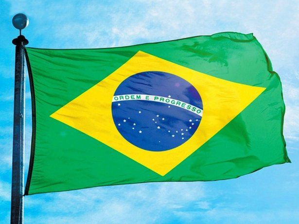 La desaceleración económica y la gestión de un déficit fiscal equivalente al 9% del PBI son los principales desafíos para el nuevo mandato de Lula, quien además tendrá un Congreso en su contra. La desaceleración económica y la gestión de un déficit fiscal equivalente al 9% del PBI son los principales desafíos para el nuevo mandato de Lula, quien además tendrá un Congreso en su contra.